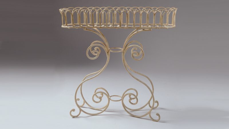 Item #4104, English Bread Basket Planter