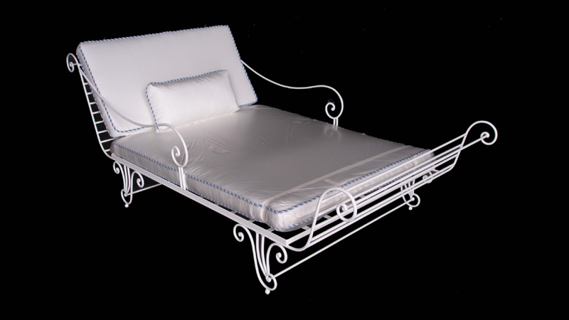 Item #6100, Chateau Double Recamier